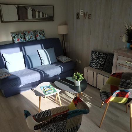 Charmant appartement à 350m de la plage et du port Fréjus Extérieur photo