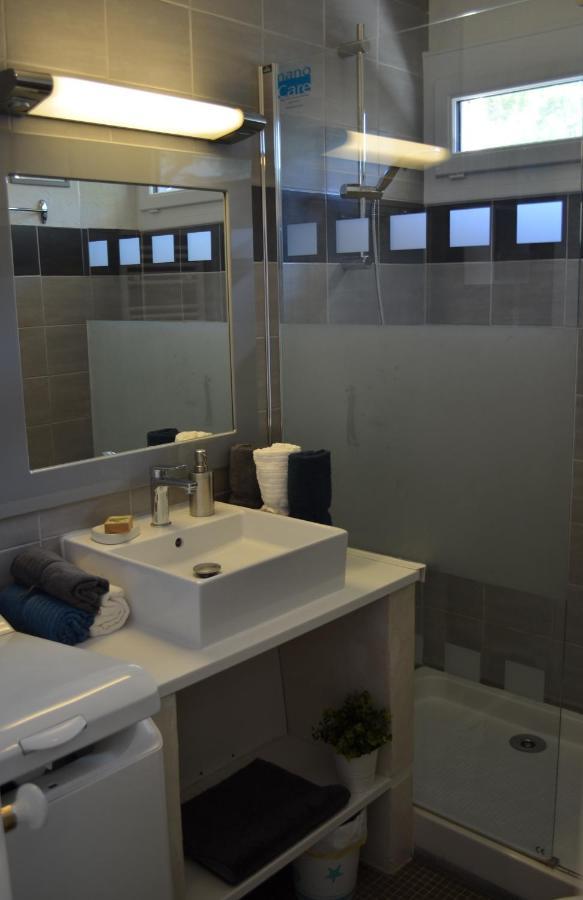 Charmant appartement à 350m de la plage et du port Fréjus Extérieur photo