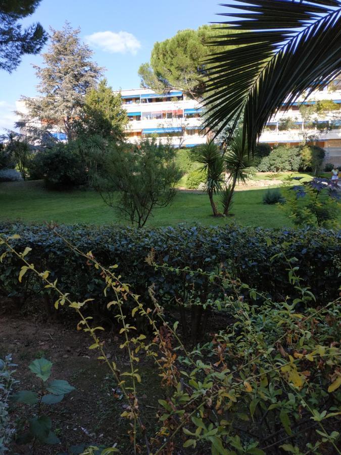 Charmant appartement à 350m de la plage et du port Fréjus Extérieur photo